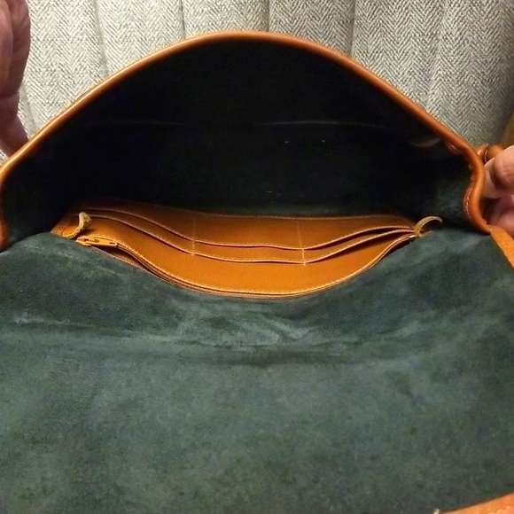 Dooney and Bourke All-Weather Leather Crossbody Bag - Picture 11 of 12